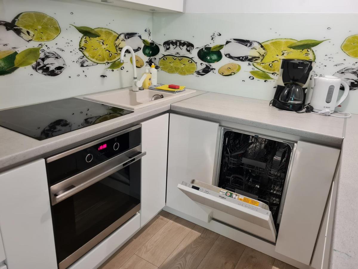 Apartamentyprzymorzu Apartament Z Basenem I Bawialnia Kolberg Exterior foto